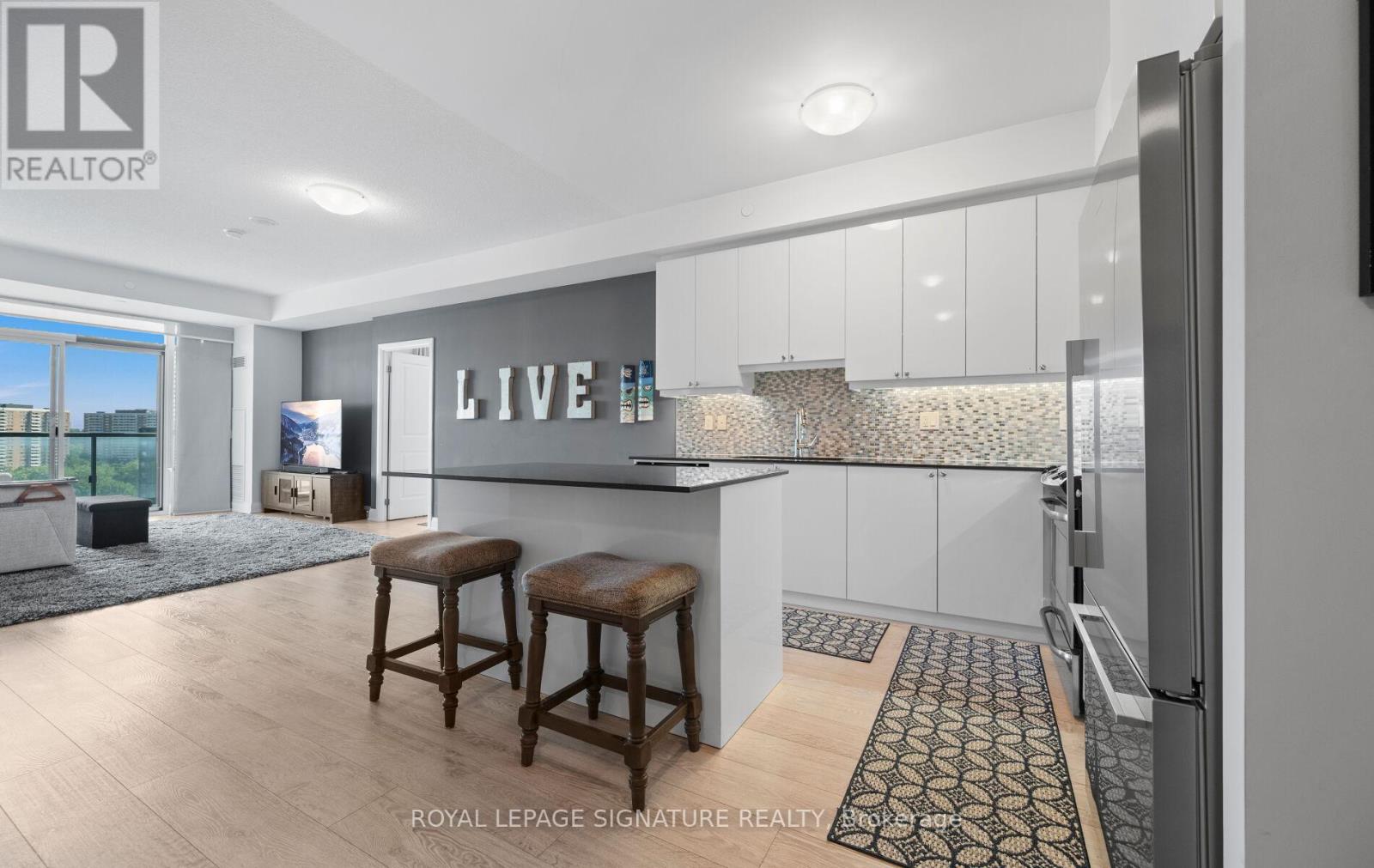 807 - 35 Fontenay Court, Toronto, Ontario  M9A 0C4 - Photo 20 - W12573772