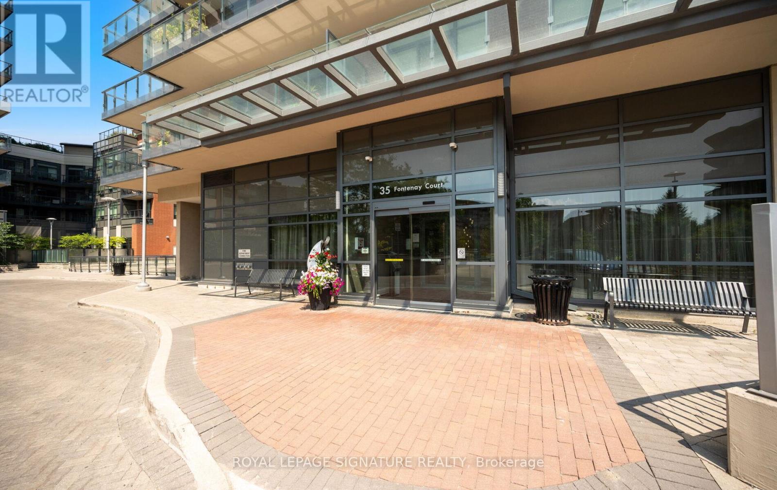 807 - 35 Fontenay Court, Toronto, Ontario  M9A 0C4 - Photo 3 - W12573772