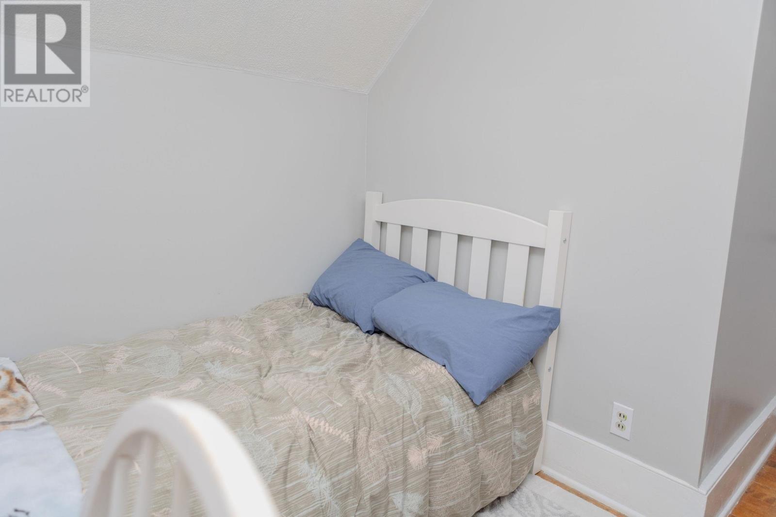 137 Pilgrim St, Sault Ste. Marie, Ontario  P6A 3E8 - Photo 32 - SM253344