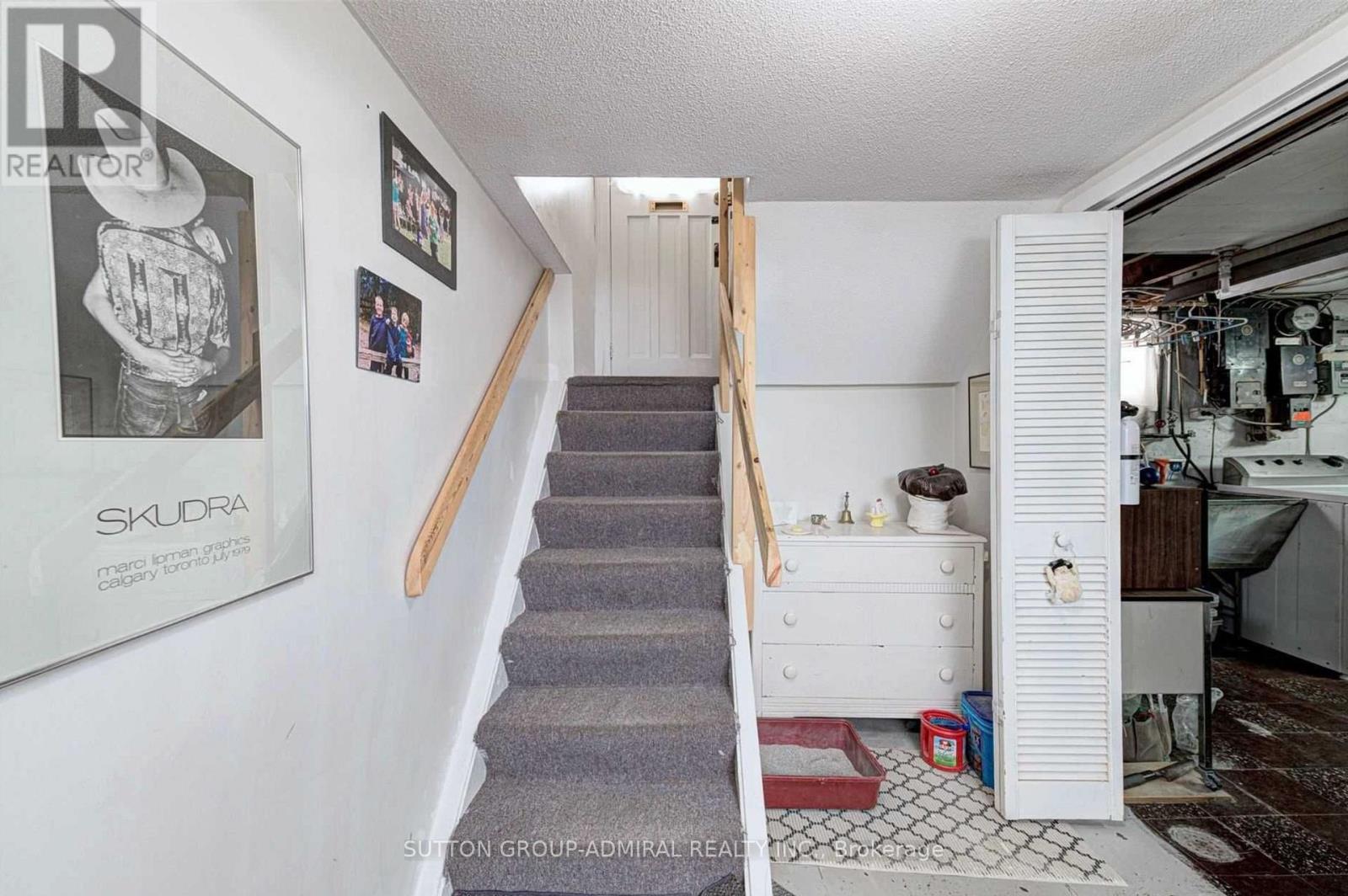 50 Cardiff Road, Toronto, Ontario  M4P 2P2 - Photo 11 - C12537832