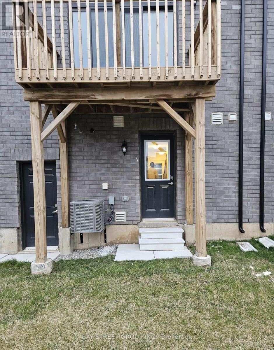 59 Bellhouse Avenue, Brantford, Ontario  N3T 0W2 - Photo 15 - X12573720