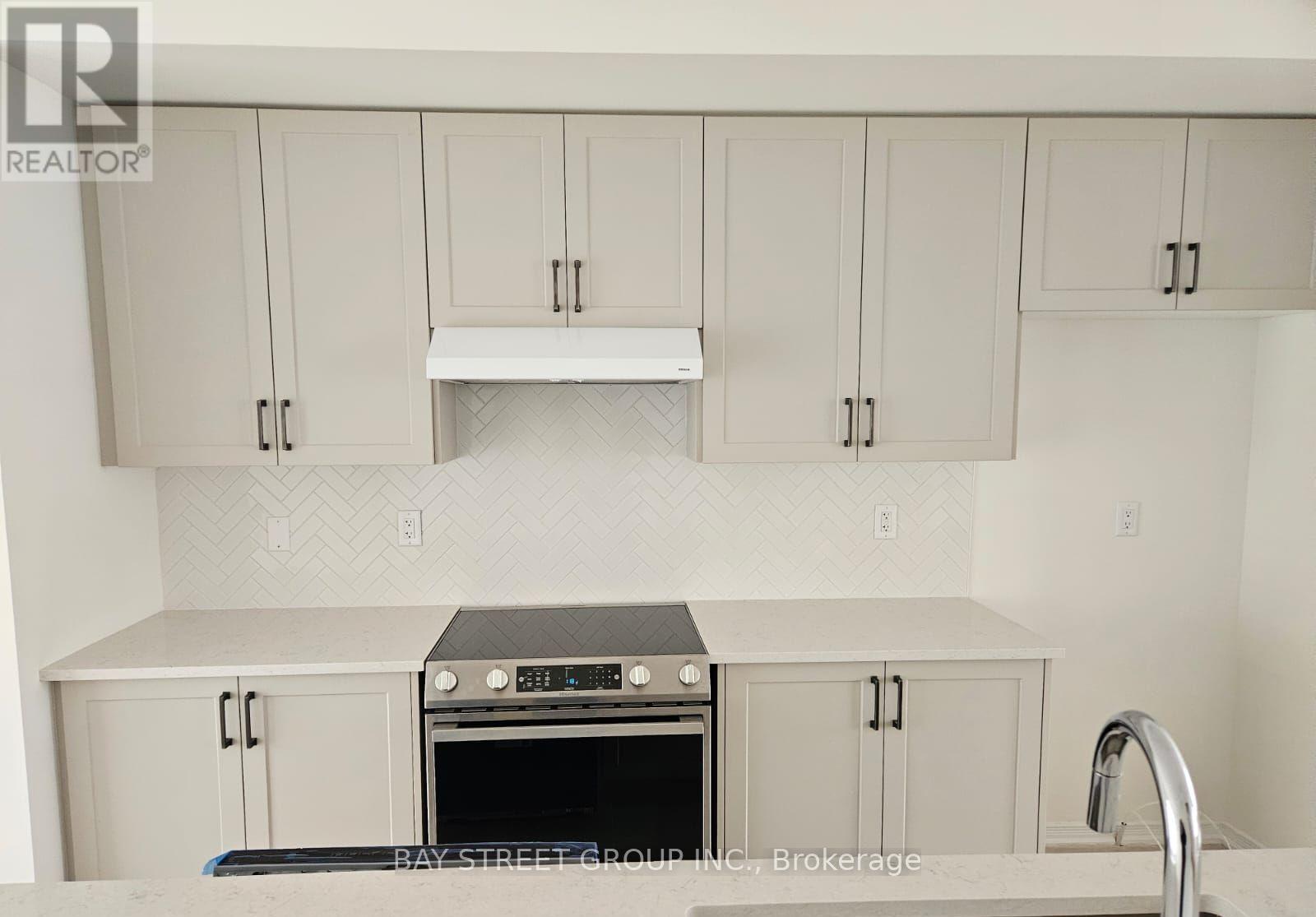 59 Bellhouse Avenue, Brantford, Ontario  N3T 0W2 - Photo 6 - X12573720