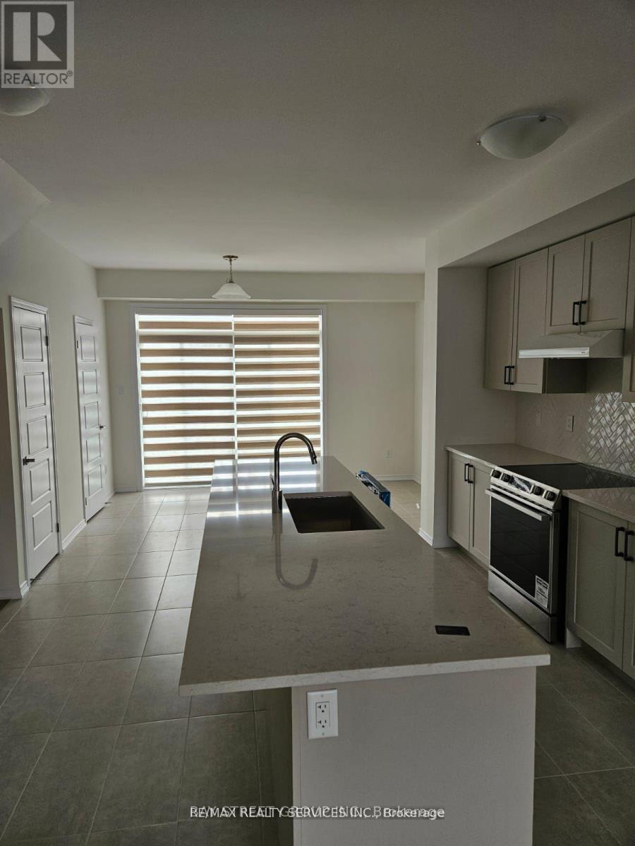 59 Bellhouse Avenue, Brantford, Ontario  N3T 0W2 - Photo 7 - X12573720