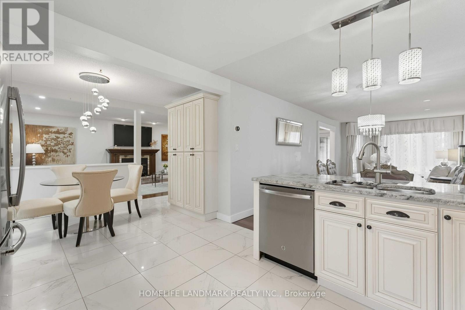 15 Anita Court, Hamilton, Ontario L8W 3A5 - Photo 14 - X12573736