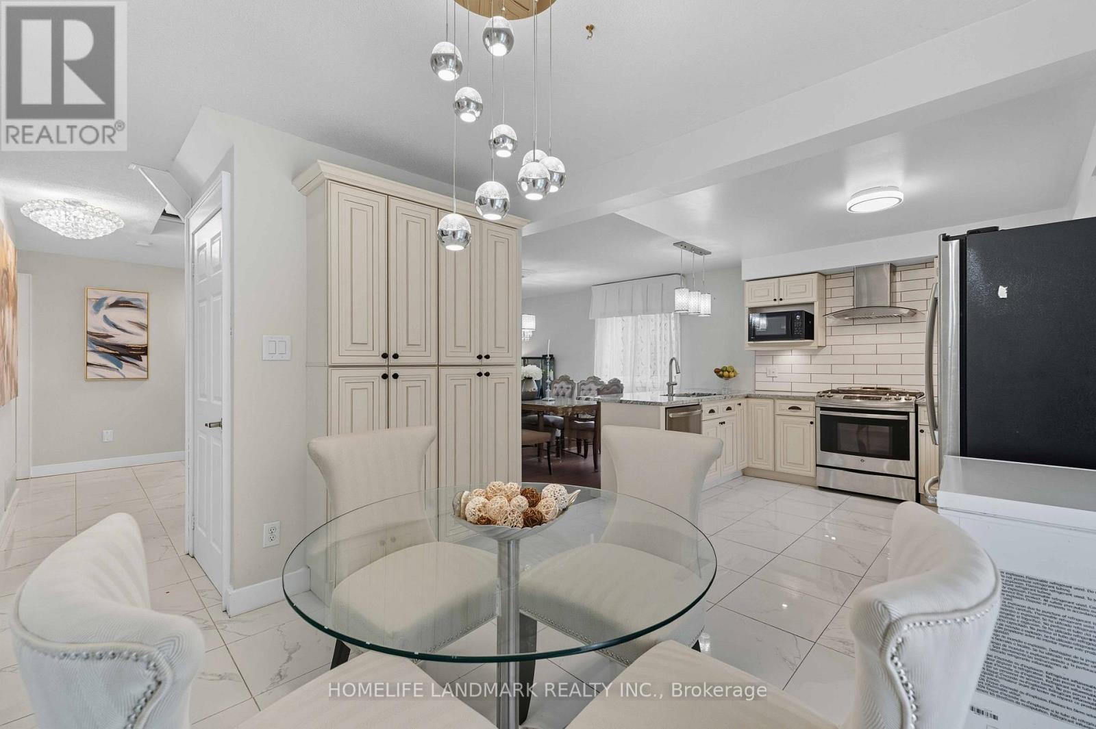 15 Anita Court, Hamilton, Ontario L8W 3A5 - Photo 16 - X12573736