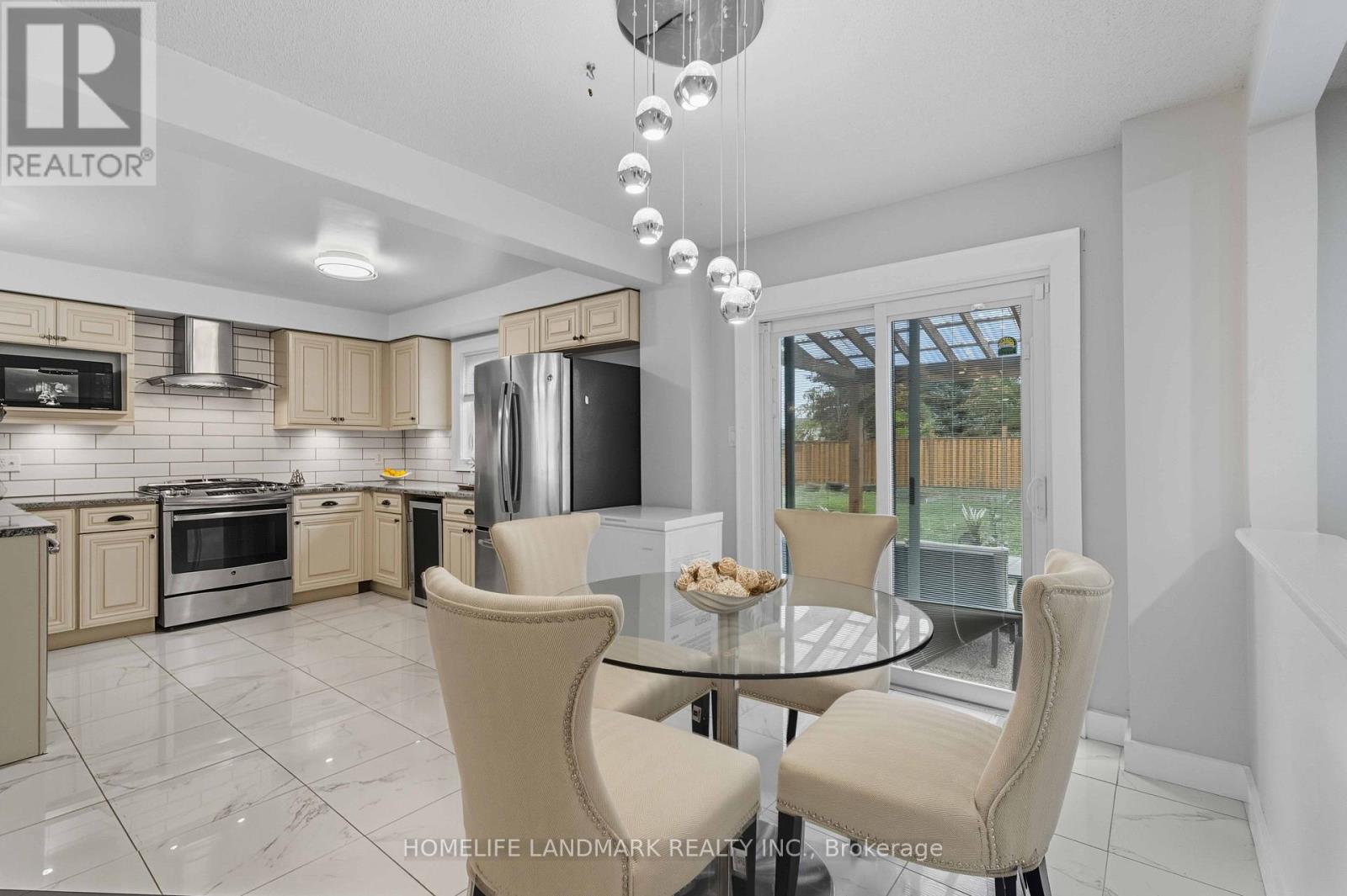 15 Anita Court, Hamilton, Ontario L8W 3A5 - Photo 18 - X12573736