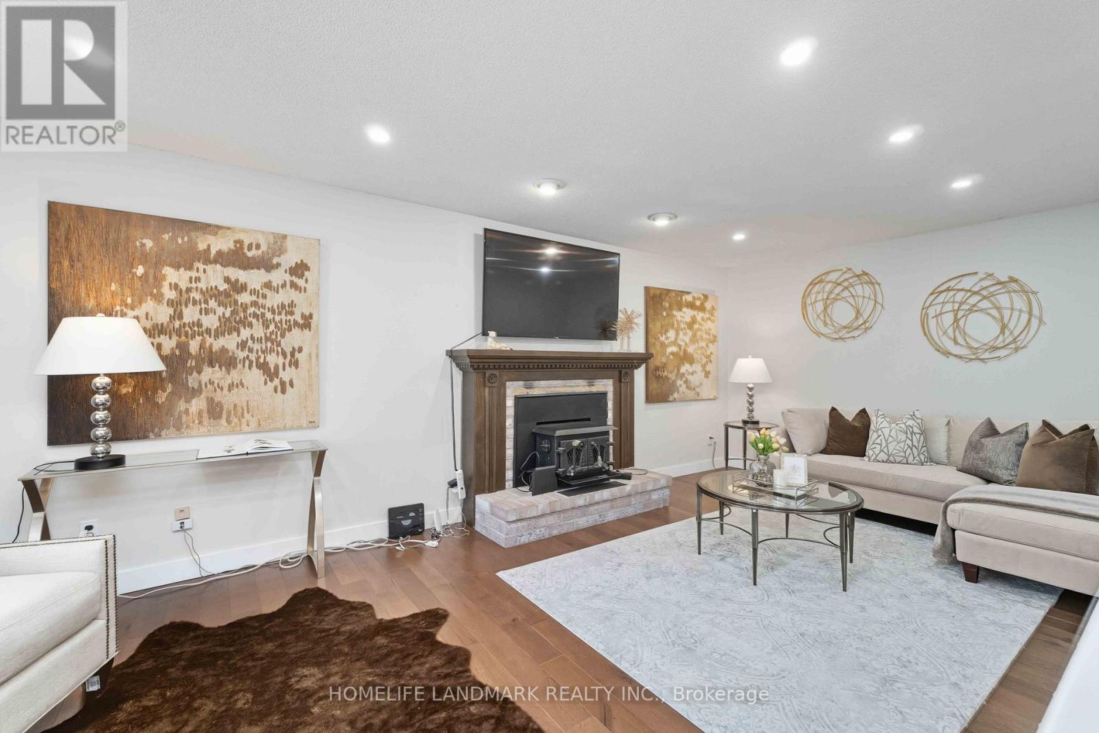 15 Anita Court, Hamilton, Ontario L8W 3A5 - Photo 19 - X12573736