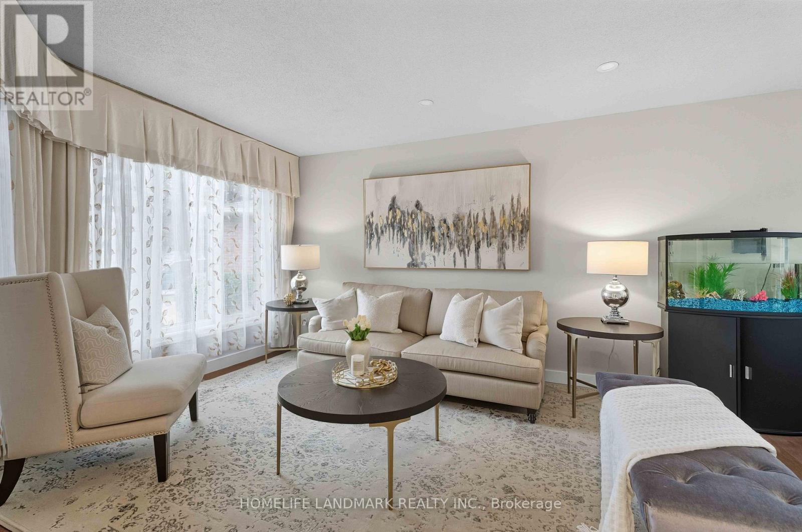 15 Anita Court, Hamilton, Ontario L8W 3A5 - Photo 8 - X12573736