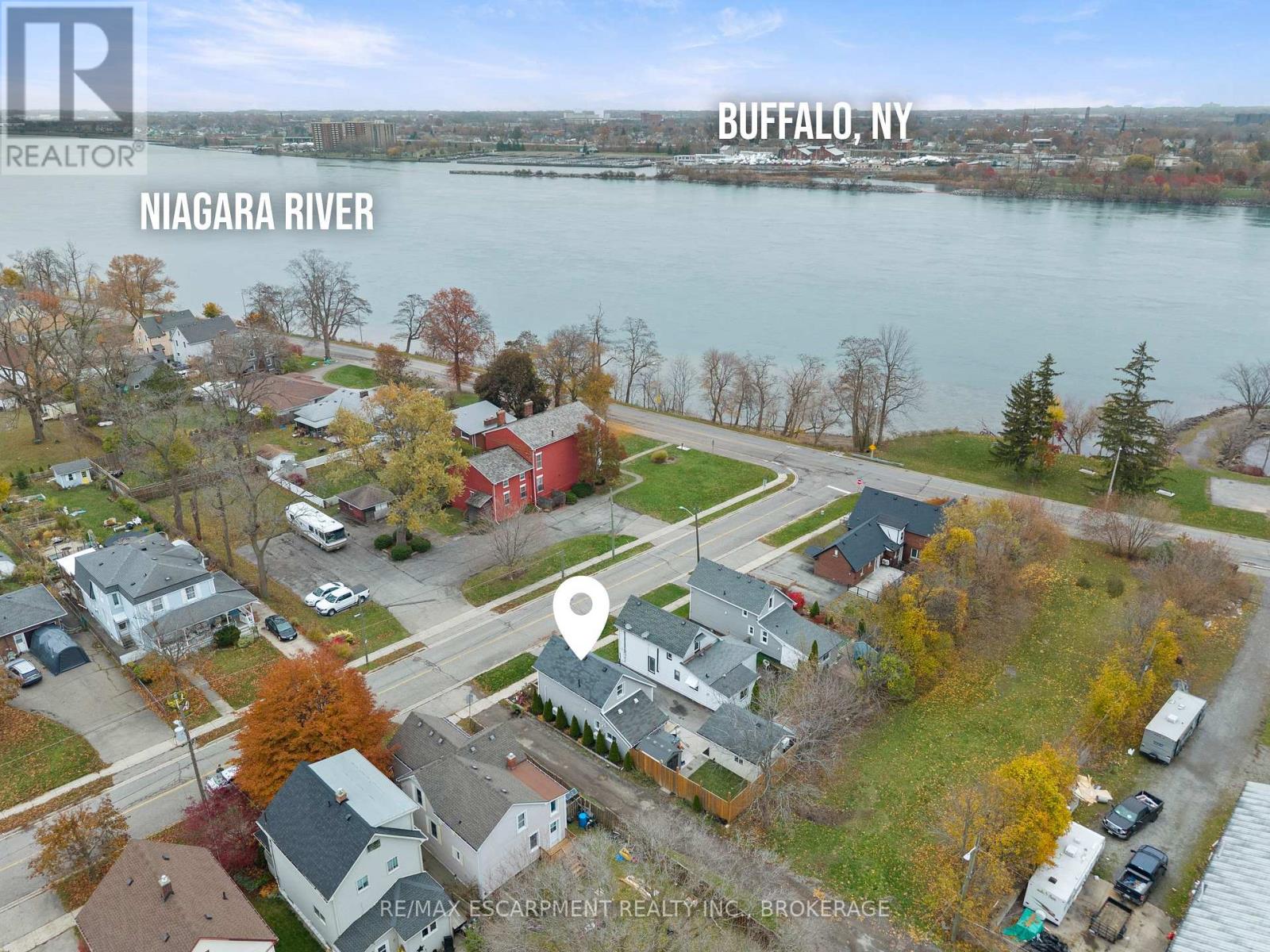 15 Phipps Street, Fort Erie, Ontario  L2A 2V1 - Photo 5 - X12553516