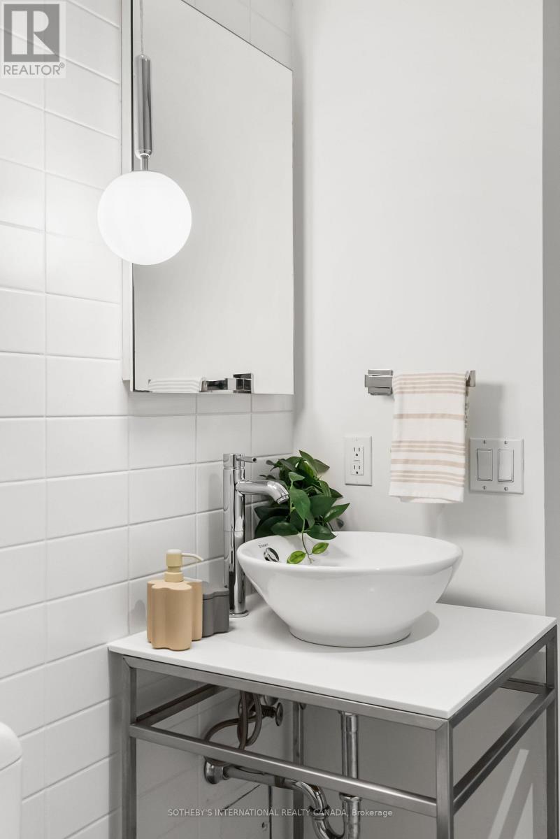 104 - 75 Portland Street, Toronto, Ontario  M5V 2M9 - Photo 34 - C12573670