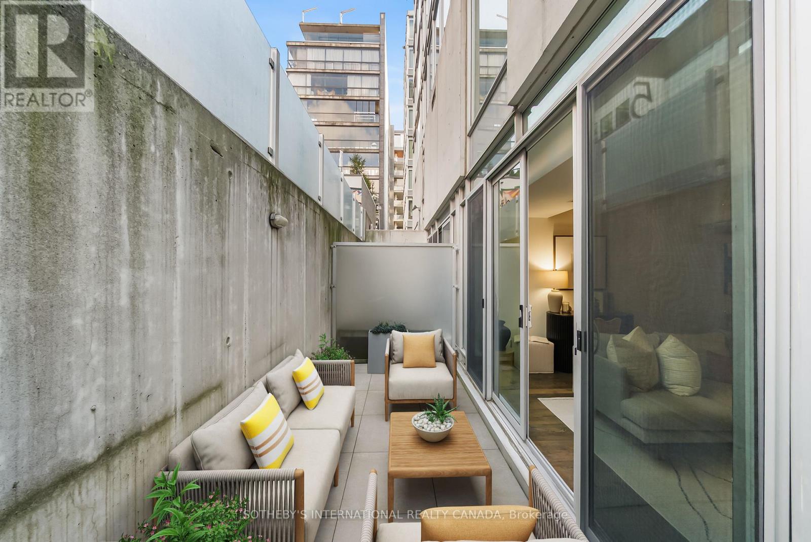 104 - 75 Portland Street, Toronto, Ontario  M5V 2M9 - Photo 31 - C12573670