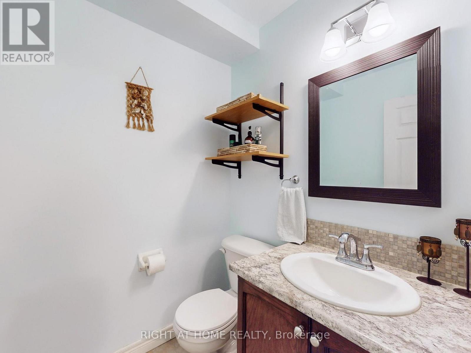 124 Peachwood Crescent, Hamilton, Ontario  L8E 5Z8 - Photo 16 - X12491054