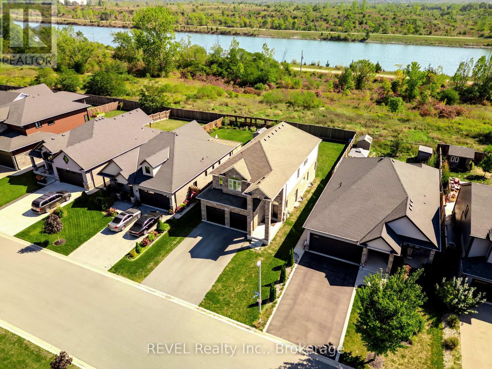 202 Viger Drive, Welland, Ontario  L3B 5E9 - Photo 5 - X12573790