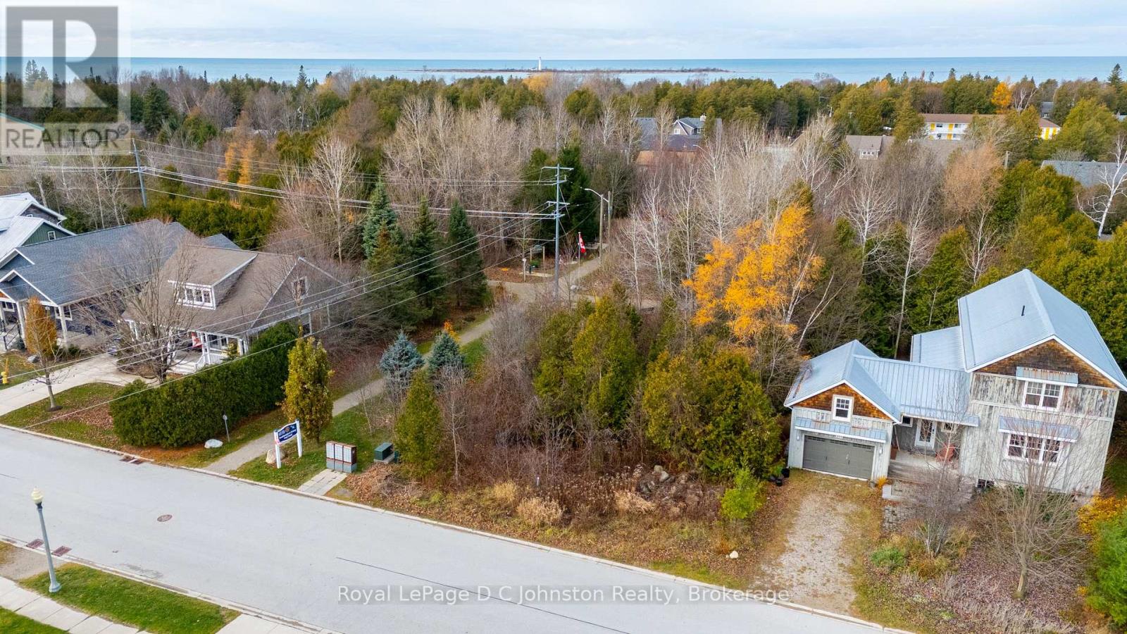 237 Emerald Drive, Saugeen Shores, Ontario N0H 2L0 - Photo 9 - X12572628