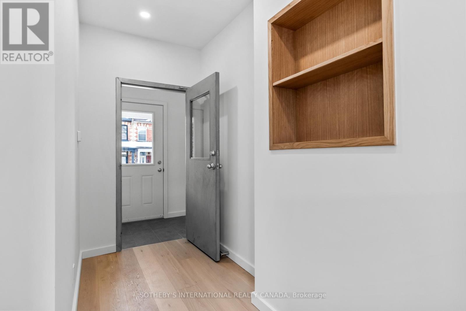 Main - 301 Euclid Avenue, Toronto, Ontario M6J 2K1 - Photo 2 - C12573282