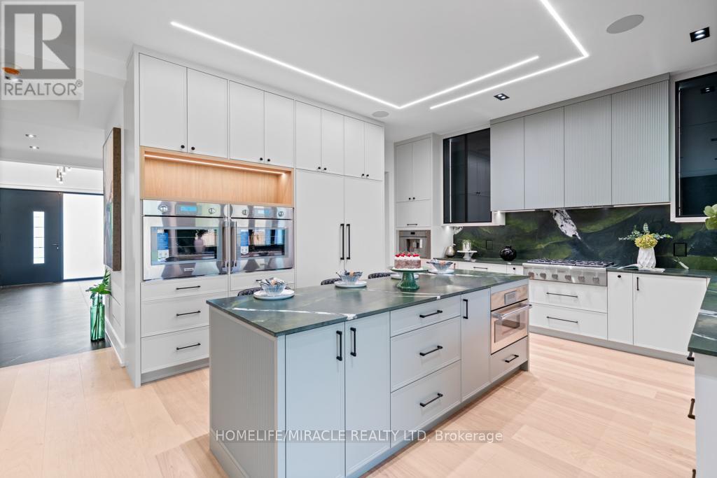 282 Maurice Drive, Oakville, Ontario L6K 2X3 - Photo 23 - W12573744