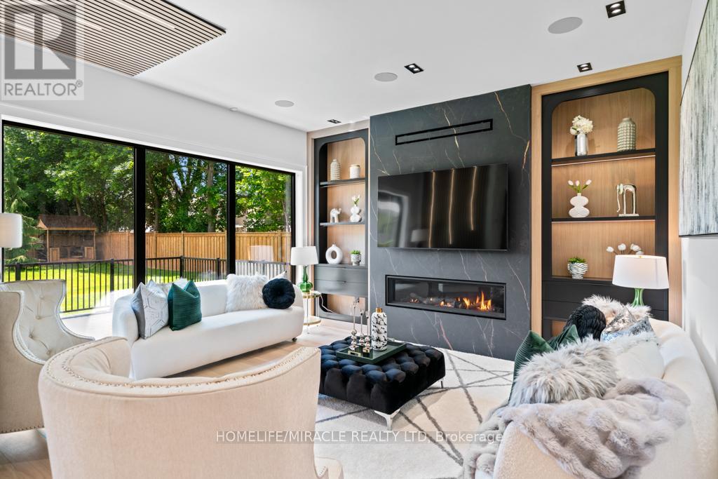 282 Maurice Drive, Oakville, Ontario L6K 2X3 - Photo 27 - W12573744