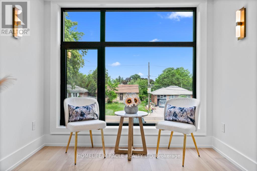 282 Maurice Drive, Oakville, Ontario L6K 2X3 - Photo 47 - W12573744