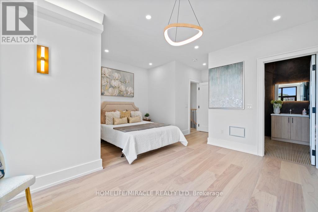 282 Maurice Drive, Oakville, Ontario L6K 2X3 - Photo 44 - W12573744