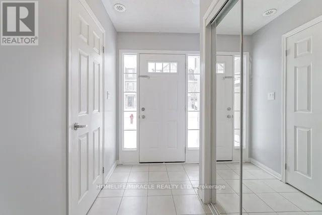 43 Colonel Frank Cheng Crescent, Brampton, Ontario  L6Y 5W4 - Photo 4 - W12573776