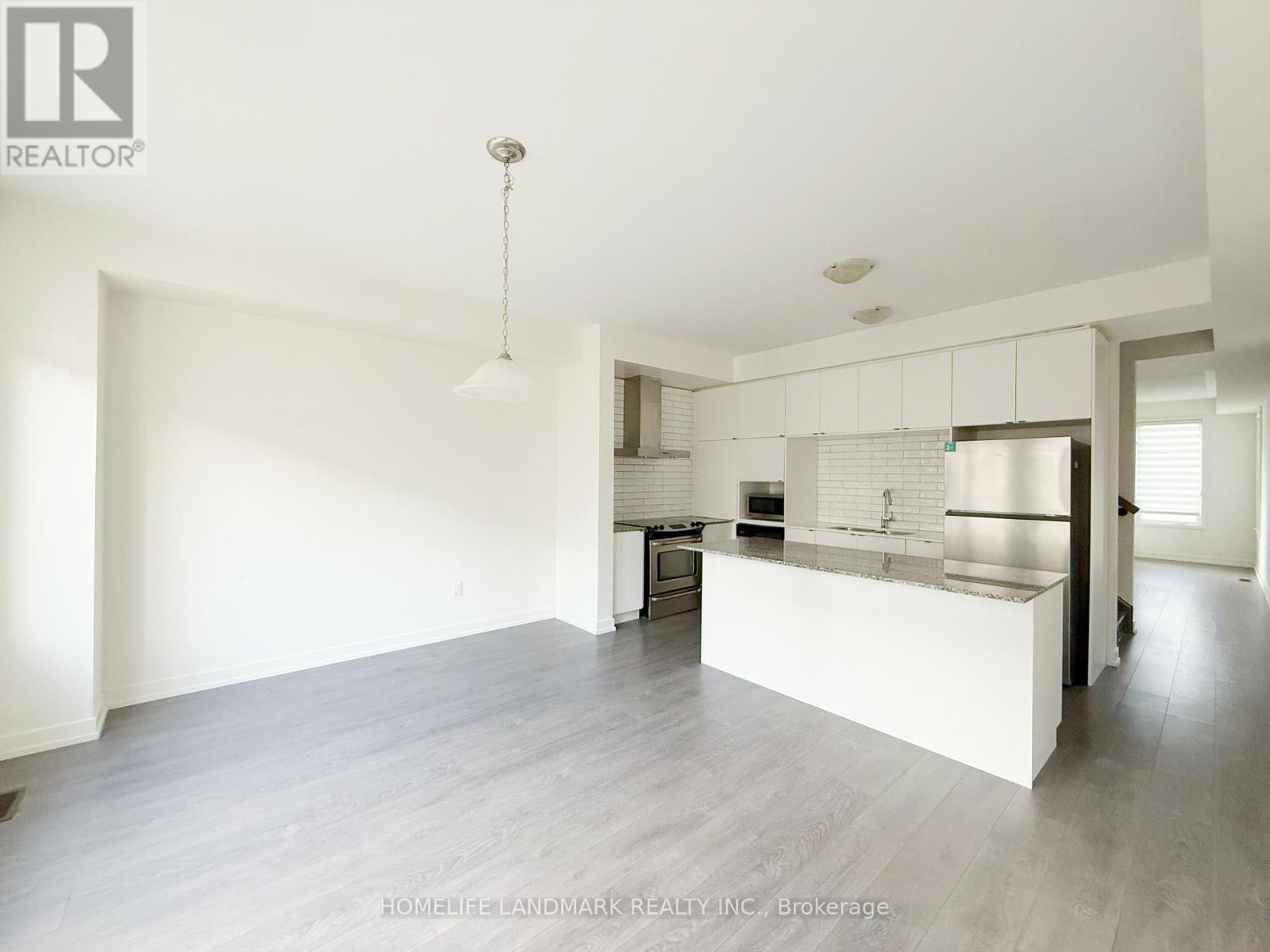 172 Squire Crescent, Oakville, Ontario  L6H 0L7 - Photo 5 - W12573780