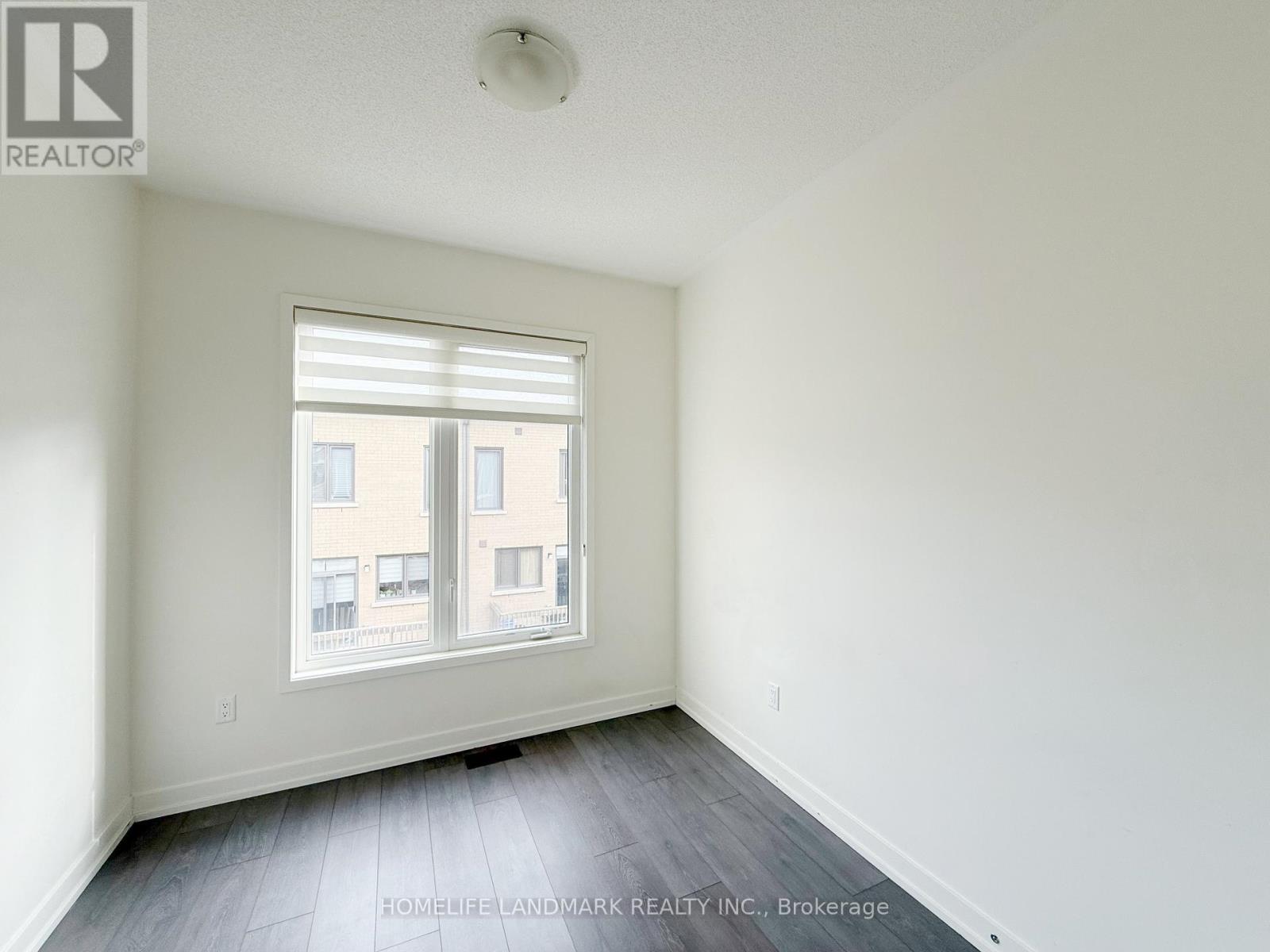 172 Squire Crescent, Oakville, Ontario  L6H 0L7 - Photo 9 - W12573780