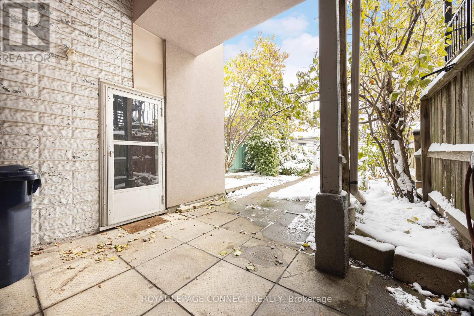 Main - 443 Lansdowne Avenue, Toronto, Ontario  M6H 3Y2 - Photo 3 - C12573806