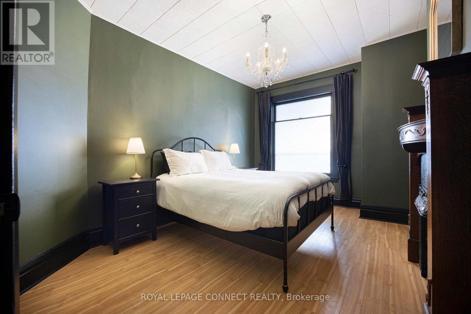 Main - 443 Lansdowne Avenue, Toronto, Ontario  M6H 3Y2 - Photo 8 - C12573806