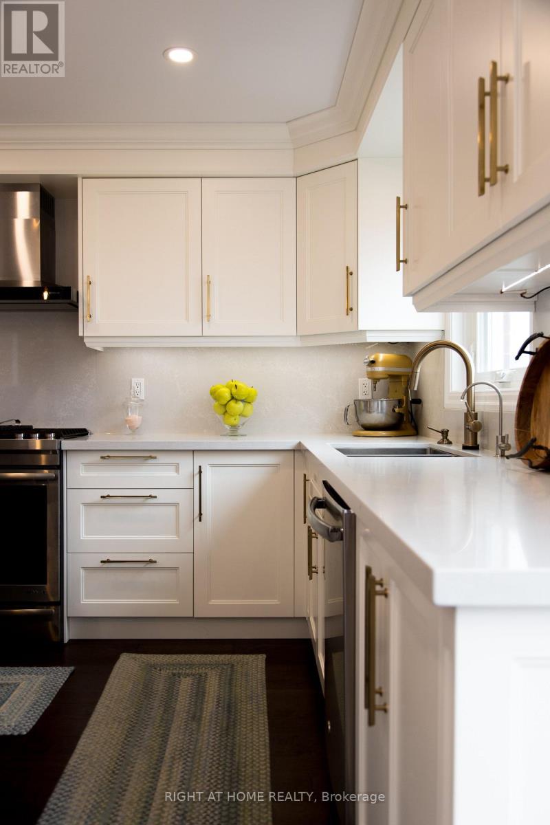 53 Primeau Drive, Aurora, Ontario  L4G 6Z3 - Photo 34 - N12573810