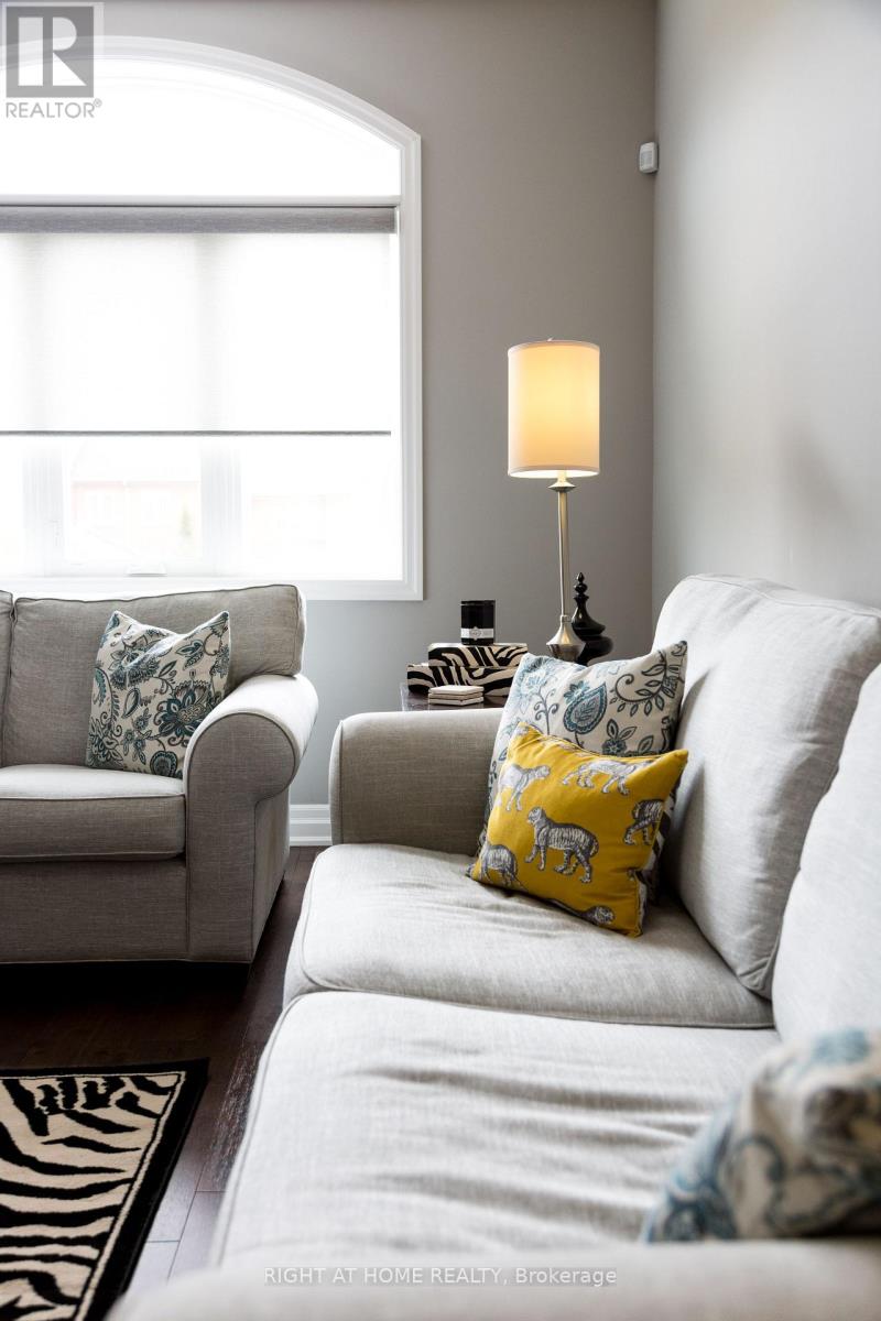 53 Primeau Drive, Aurora, Ontario  L4G 6Z3 - Photo 38 - N12573810