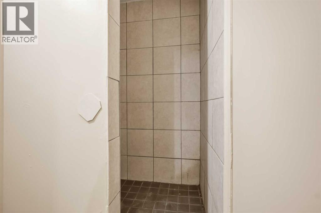 1643 Marlyn Way Ne, Calgary, Alberta  t2a 3k8 - Photo 24 - A2272011