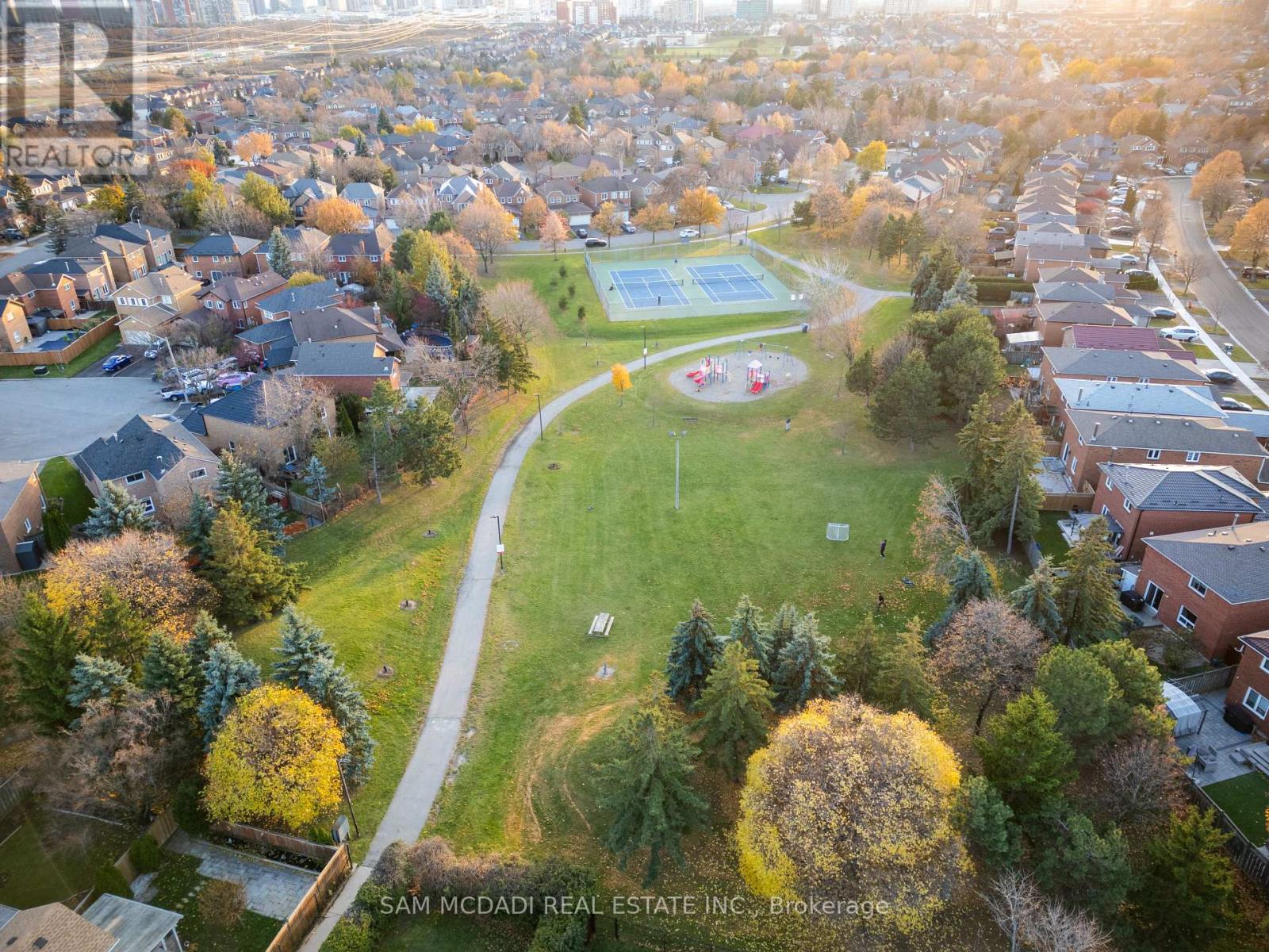 4584 Full Moon Circle, Mississauga, Ontario  L4Z 2N6 - Photo 49 - W12573820