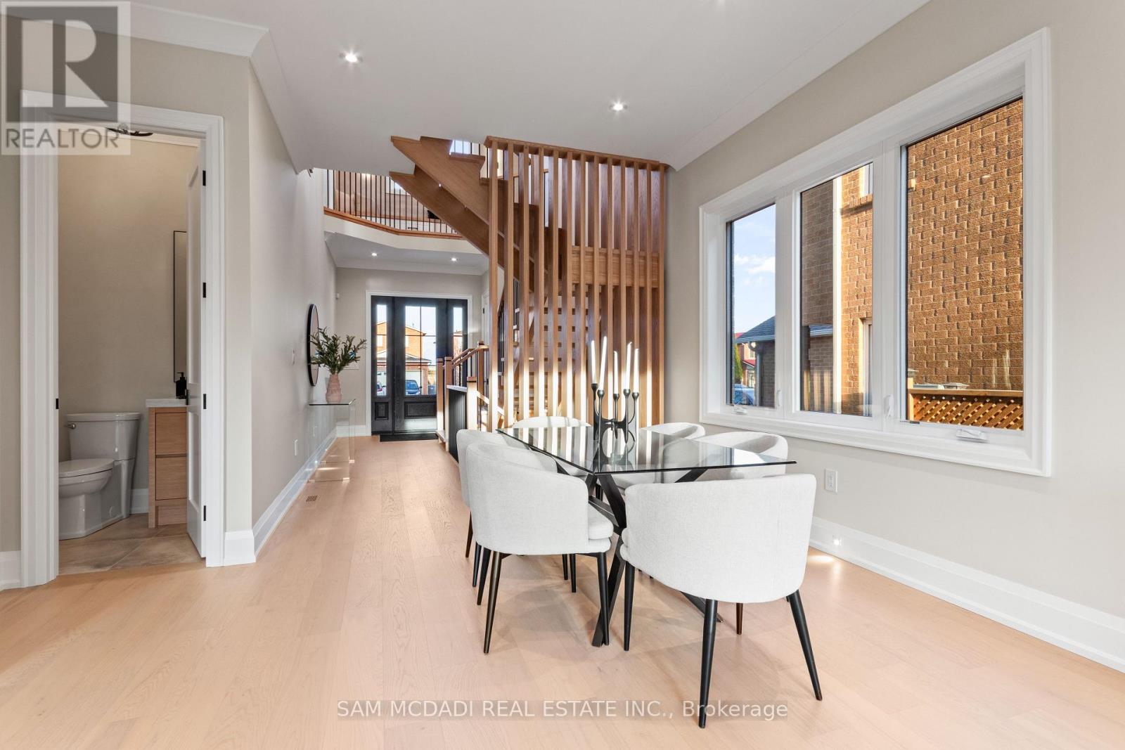 4584 Full Moon Circle, Mississauga, Ontario  L4Z 2N6 - Photo 8 - W12573820