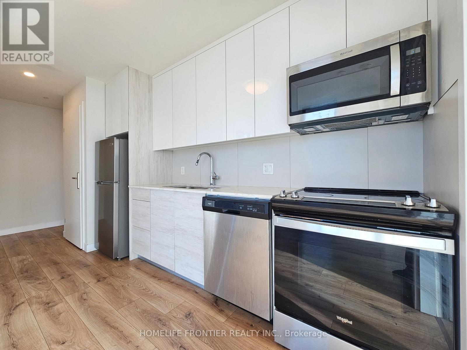 3009 - 60 Frederick Street, Kitchener, Ontario  N2H 0C7 - Photo 5 - X12445155