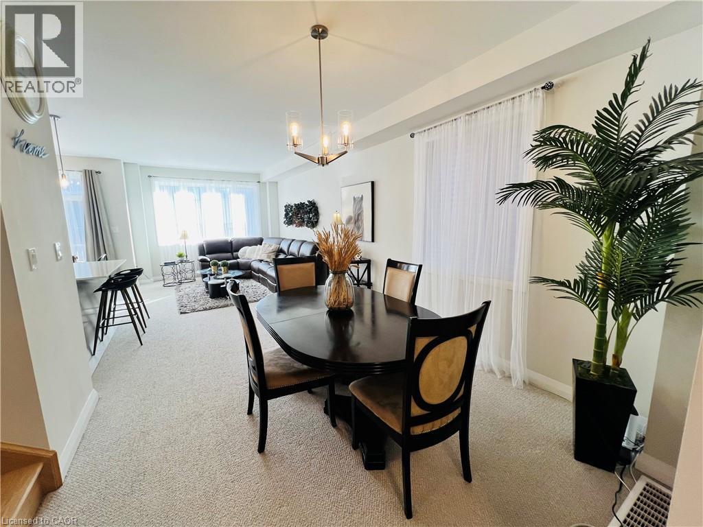 11 Cherry Blossom Heights, Hamilton, Ontario L9B 0E9 - Photo 3 - 40786777