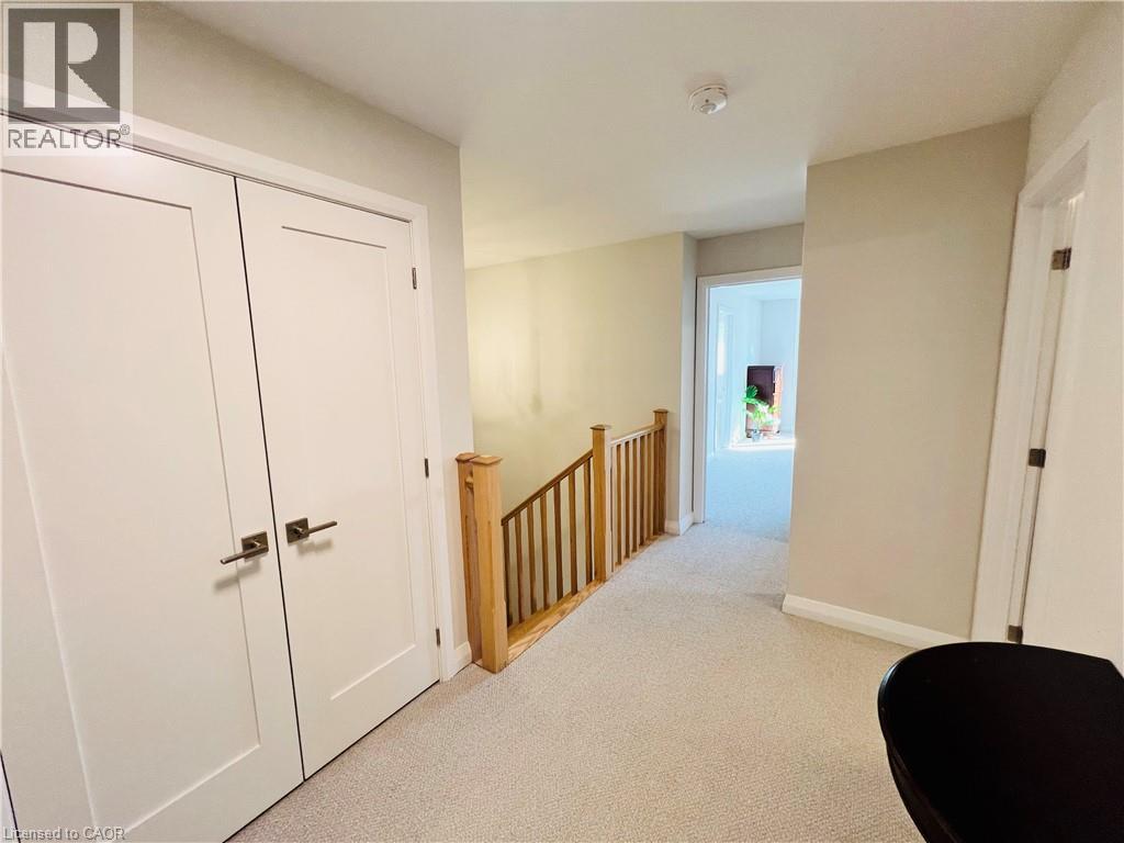 11 Cherry Blossom Heights, Hamilton, Ontario L9B 0E9 - Photo 22 - 40786777