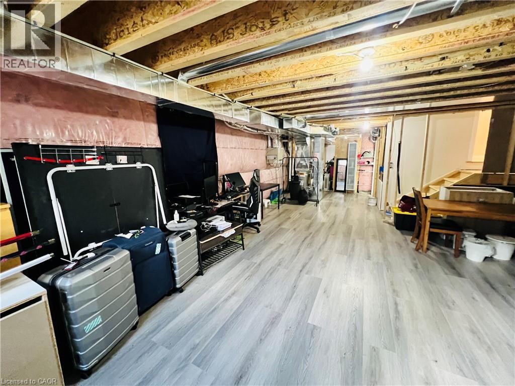 11 Cherry Blossom Heights, Hamilton, Ontario L9B 0E9 - Photo 29 - 40786777