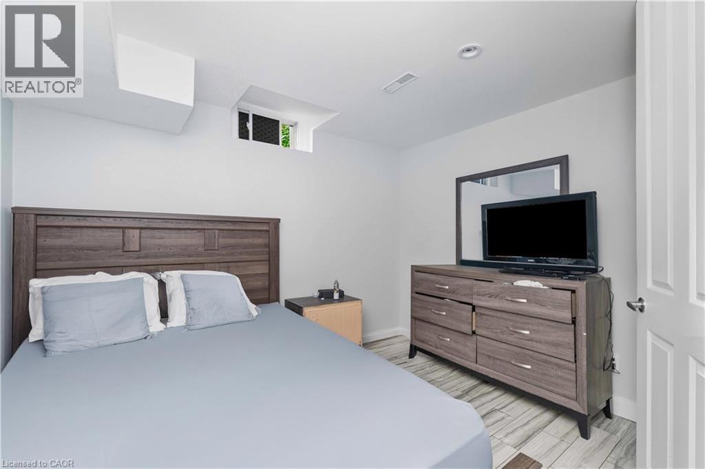 15 Anita Court, Hamilton, Ontario  L8W 3A5 - Photo 38 - 40790342