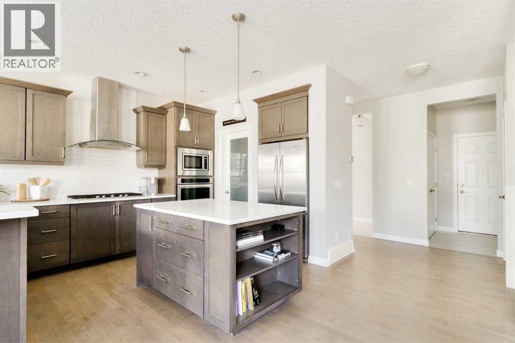 49 Sunset Manor, Cochrane, Alberta  T4C 0N3 - Photo 6 - A2261620