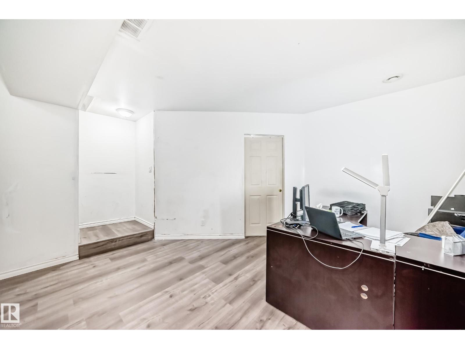 1717 Hammond Cr Nw Nw, Edmonton, Alberta  T6M 0N1 - Photo 29 - E4466669