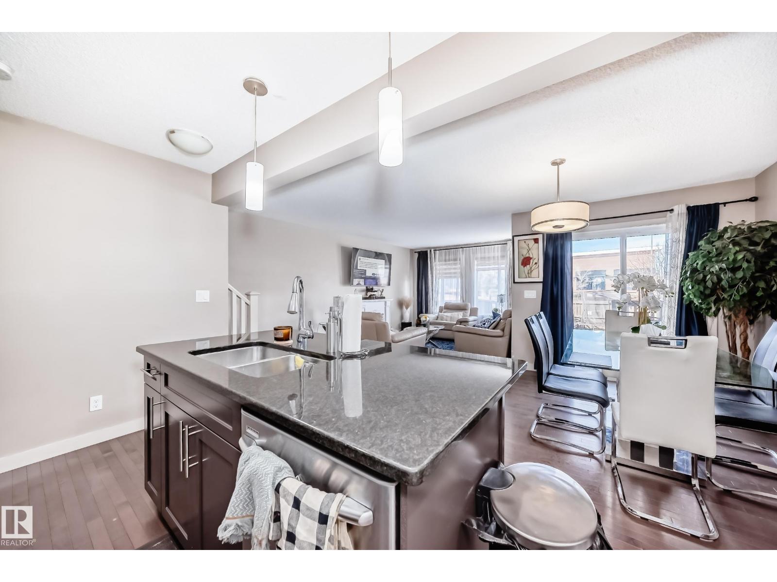 1717 Hammond Cr Nw Nw, Edmonton, Alberta  T6M 0N1 - Photo 8 - E4466669