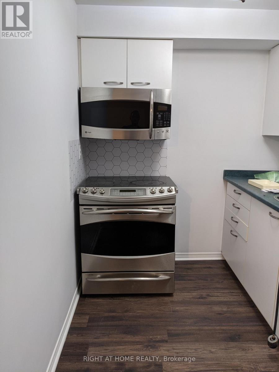 53 Primeau Drive, Aurora, Ontario L4G 6Z3 - Photo 8 - N12573832