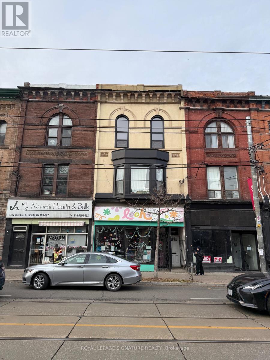 3RD FLOOR - 1380 QUEEN STREET, Toronto, Ontario