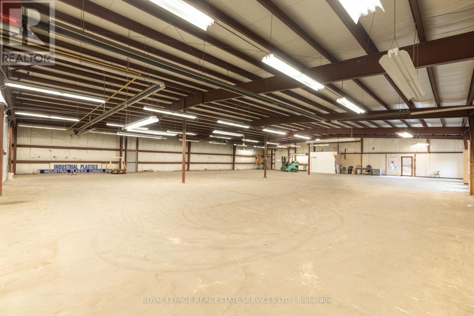 625 Industrial Drive, Fort Erie, Ontario  L2A 5M4 - Photo 13 - X12572396