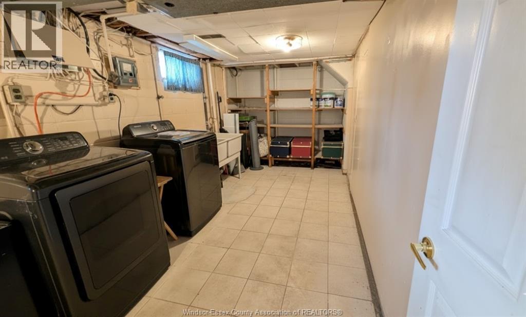 921 Grand Marais Road West, Windsor, Ontario  N9E 1C2 - Photo 21 - 25027329