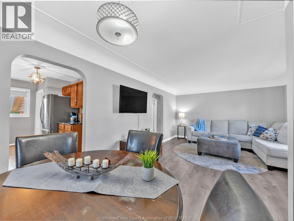 921 Grand Marais Road West, Windsor, Ontario  N9E 1C2 - Photo 5 - 25027329