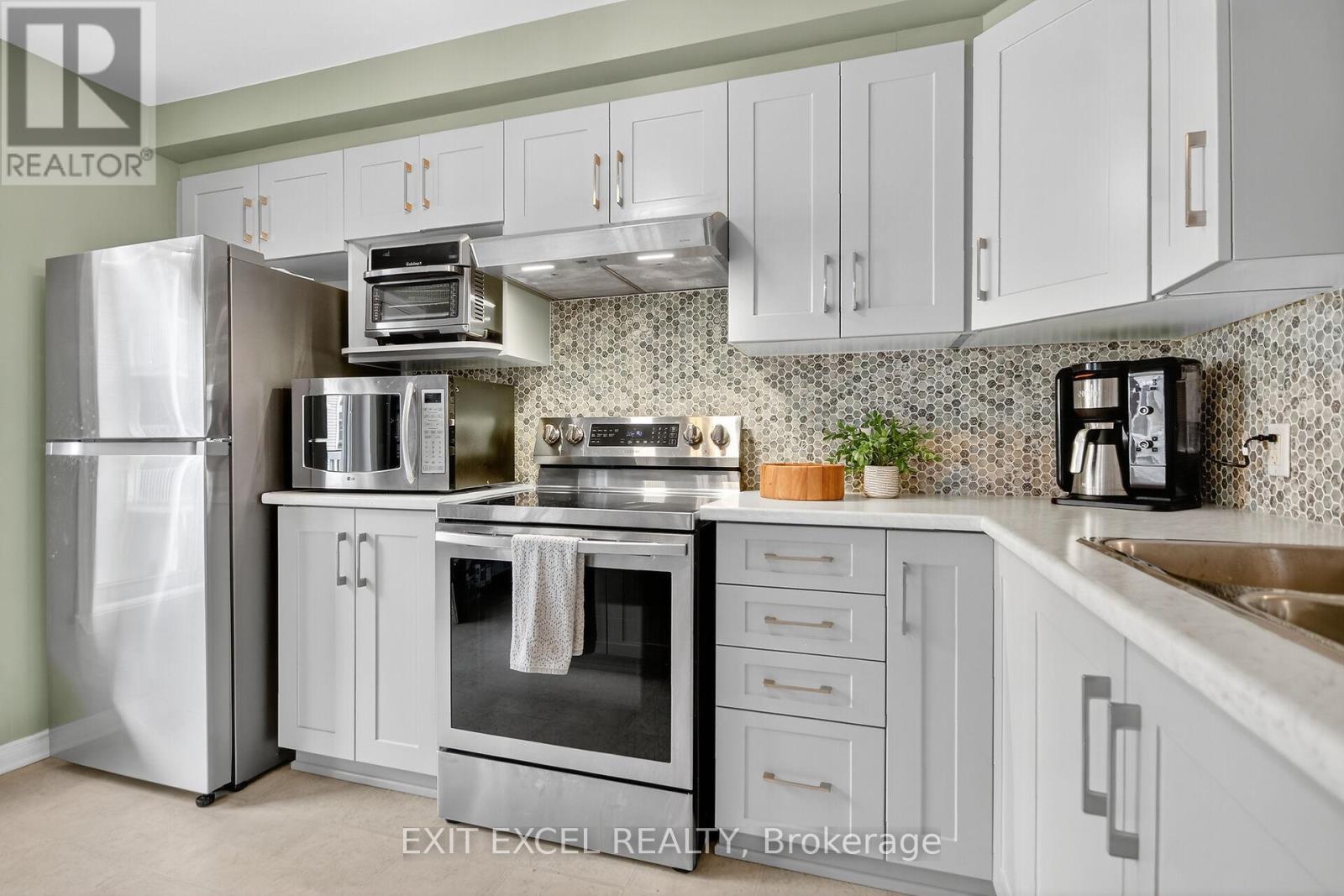 206 Keltie Private, Ottawa, Ontario  K2J 0A2 - Photo 13 - X12573852