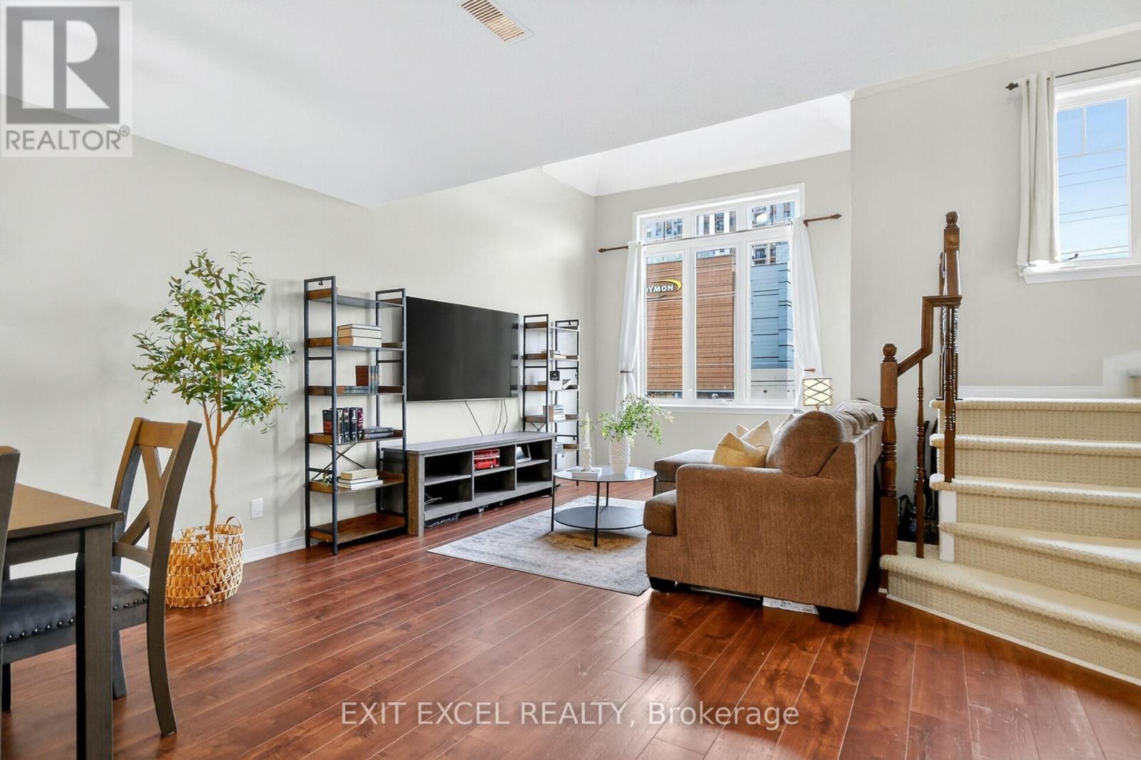 206 Keltie Private, Ottawa, Ontario  K2J 0A2 - Photo 2 - X12573852