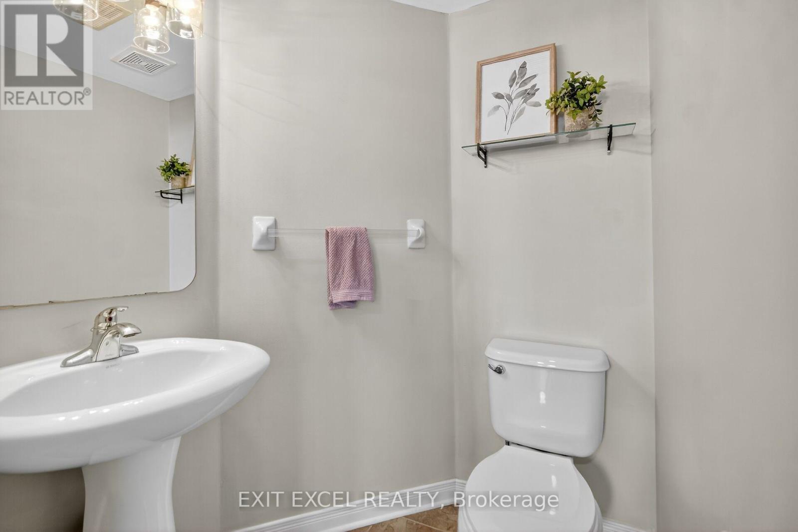 206 Keltie Private, Ottawa, Ontario  K2J 0A2 - Photo 8 - X12573852