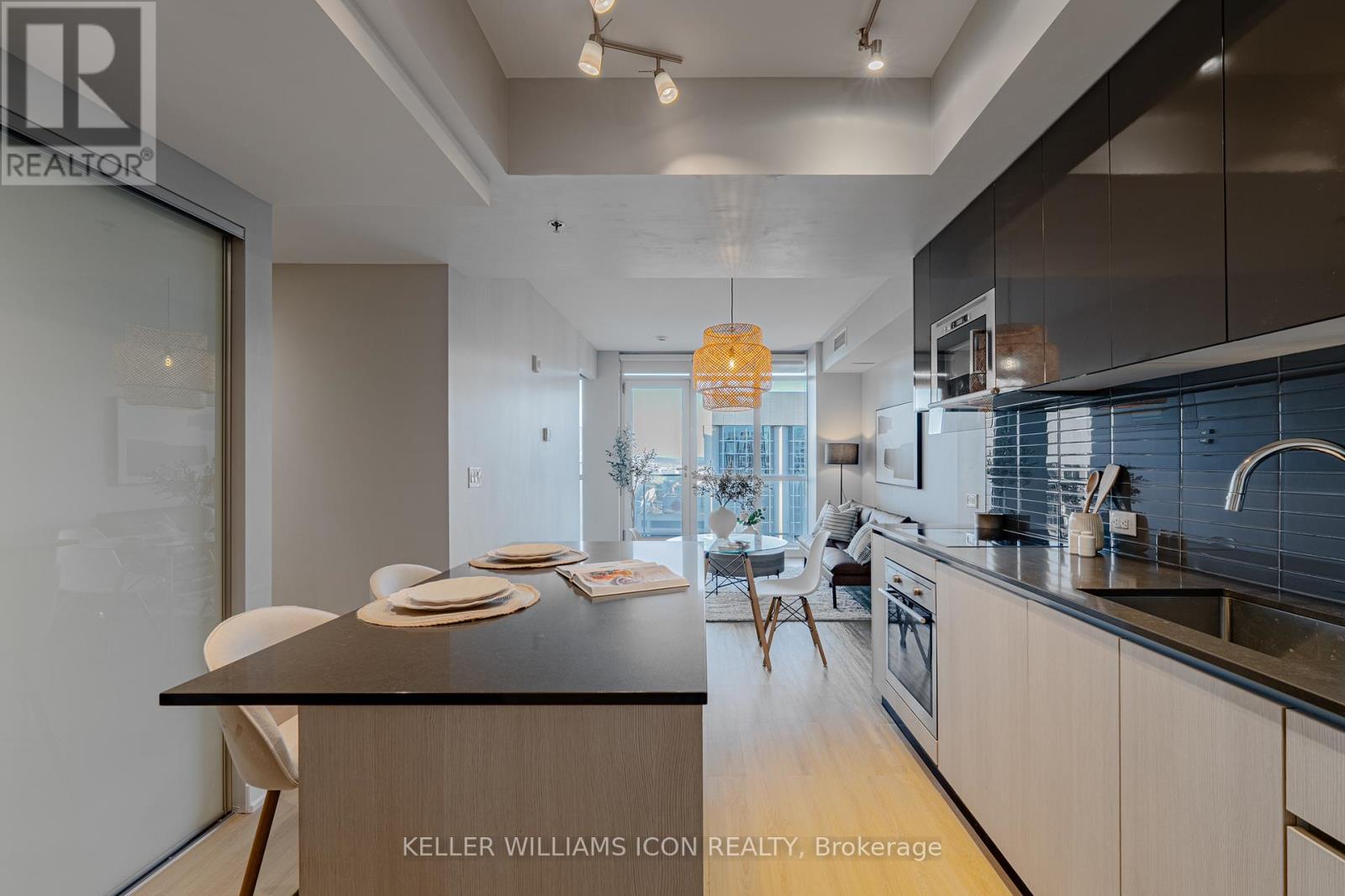 2015 - 199 Slater Street, Ottawa, Ontario K1P 0C8 - Photo 10 - X12573872